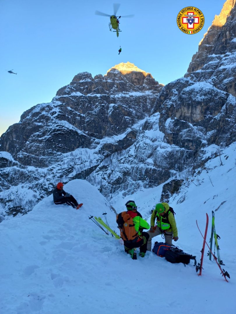 Cade sul Jôf di Montasio, recuperato lo scialpinista di nazionalità slovena